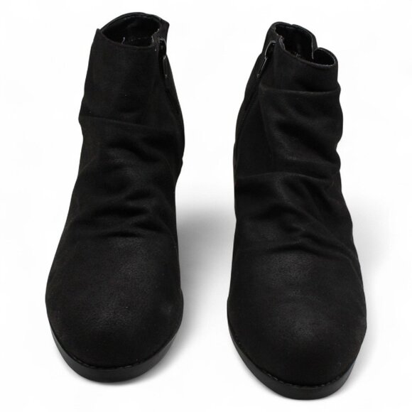 Bella Vita Womens ACE Faux Suede Zipper Ankle Boots - Picture 2 of 6